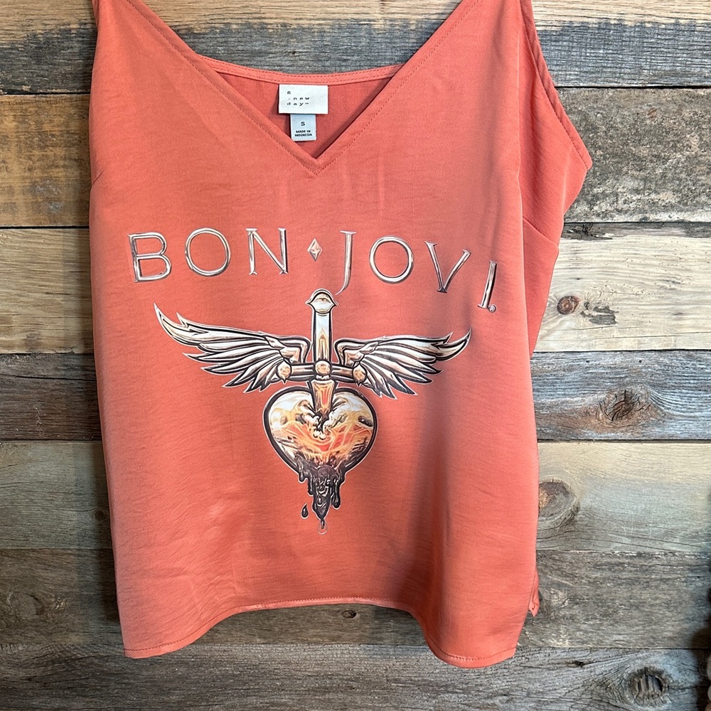 Women's Coral Graphic Top upcycle